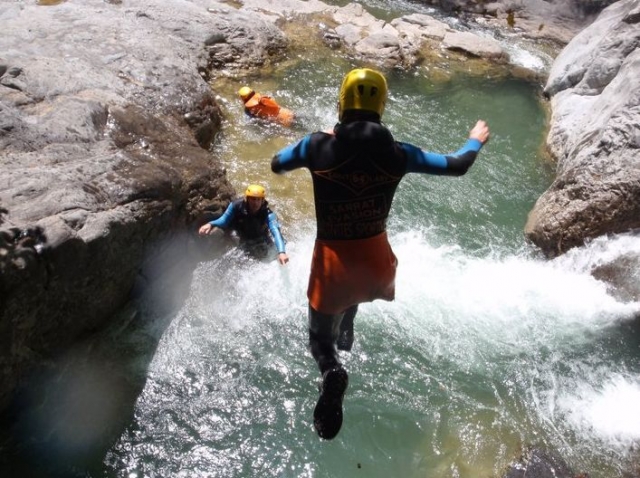 Barranquismo con amigos con Sarrat Evasion 